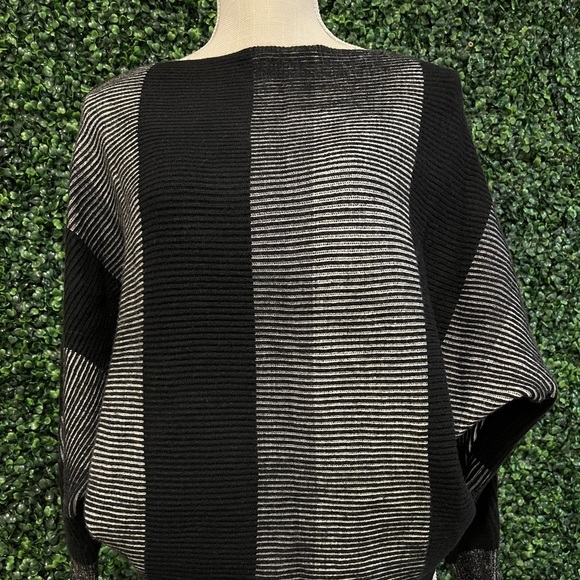 Philosophy Sweaters - Philosophy Black & Gray Sweater NWT